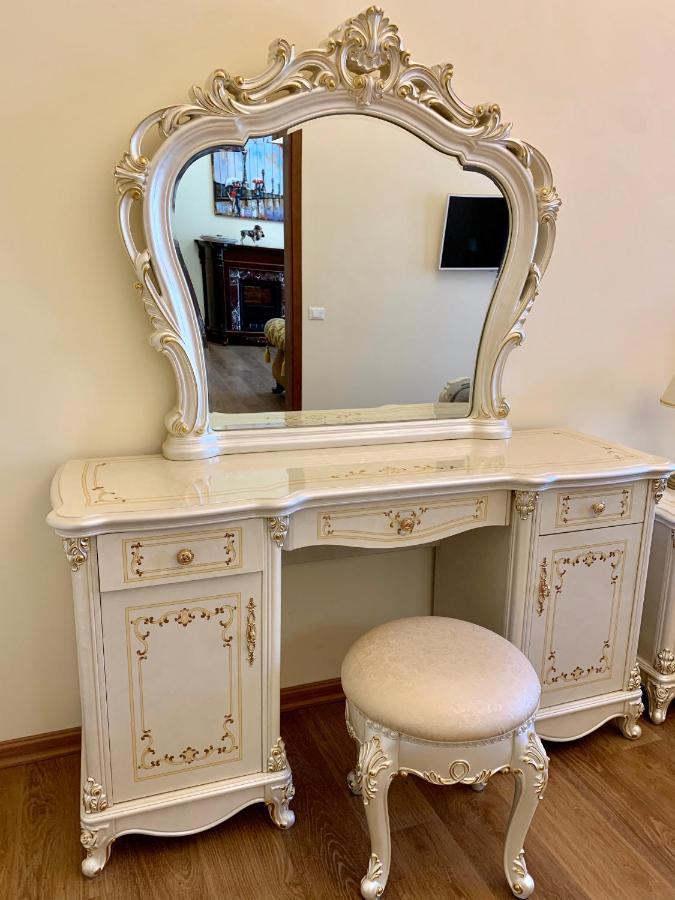 New Luxury Apartment Troitskay Odessa Dış mekan fotoğraf